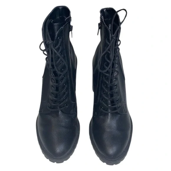 Forever 21 Black Faux Leather Ankle Boots, Size 10 - Picture 4 of 15